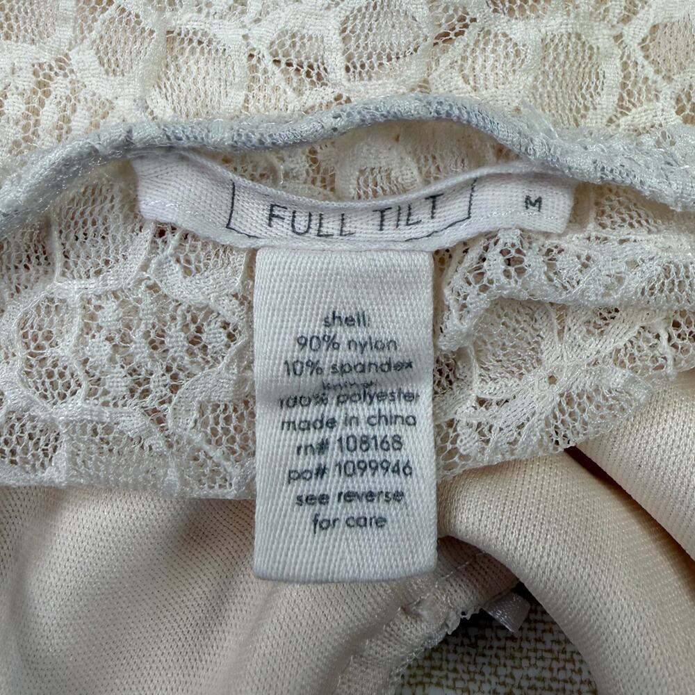 Full Tilt Y2K Coquette Floral Lace Split Front Cami Top Cream Size Medium - Picture 4 of 7